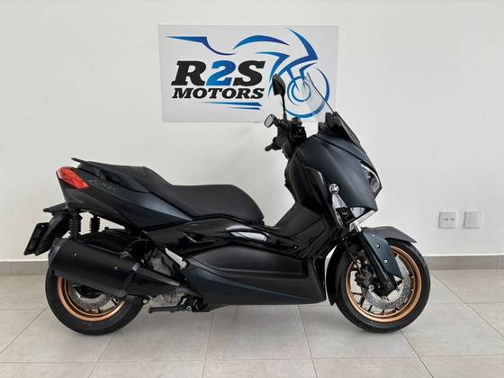 YAMAHA XMAX ABS 